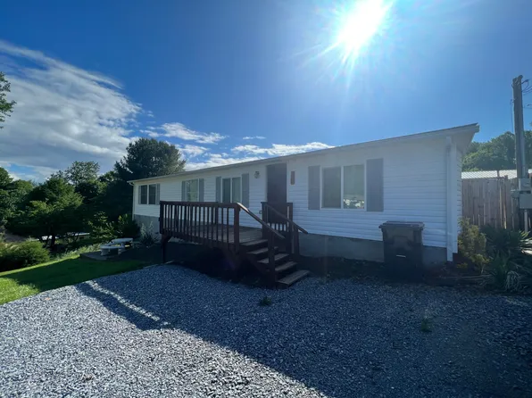 123 Betterley Pl, Elizabethton, TN 37643