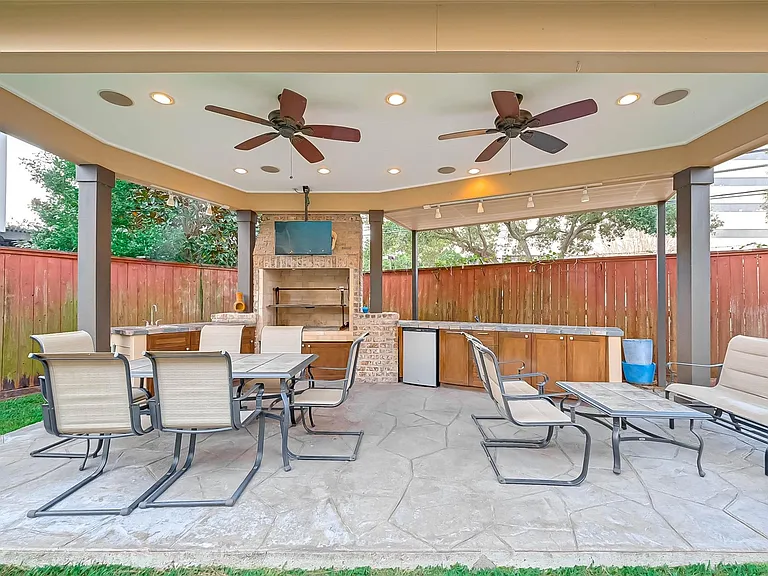 2650 Shady Acres Lndg — Photo 35