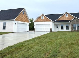 72 Dibble Rd, Bunker Hill, WV 25413