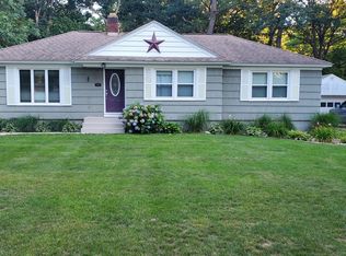 352 4th Ave, Holland, MI 49424