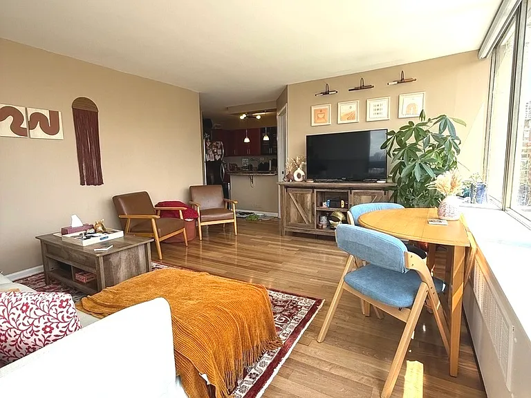 1355 N Sandburg Ter #1801D — Photo 5