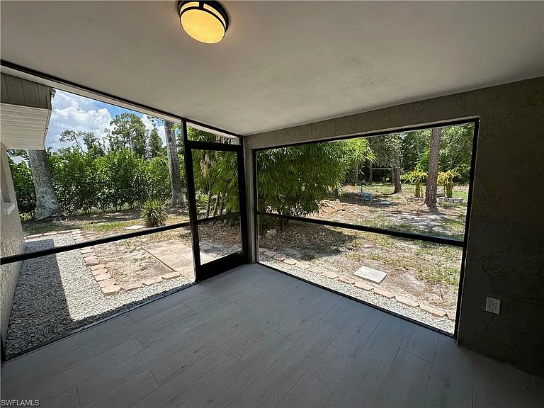 17396 E Carnegie Cir — Photo 18