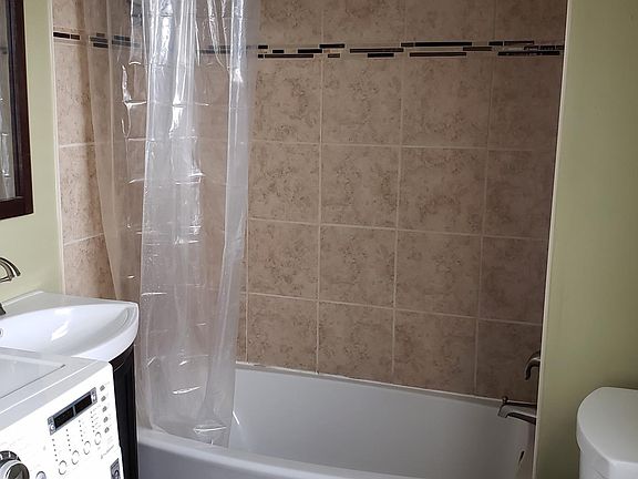5th image of 5533 Southwest Ave #2