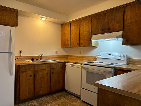 5th image of 1750-1758 Salishan St SE #1754