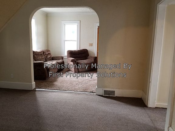 2nd image of 119 Fairlawn Ave