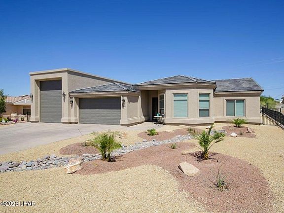 2nd image of 3261 Feather Palm Ln