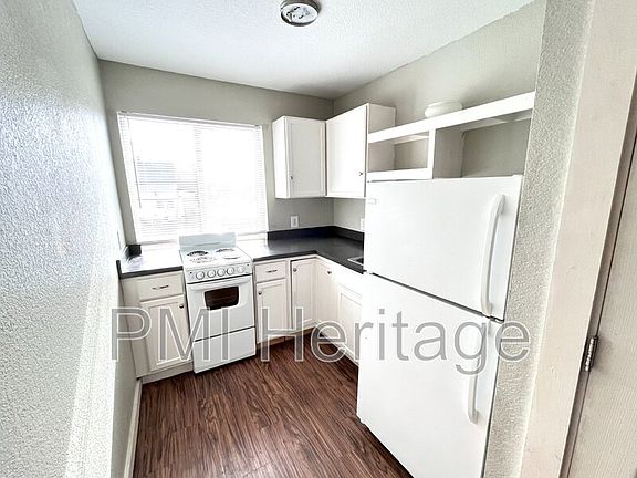 3rd image of 103 W Martin Luther King Jr Blvd #6