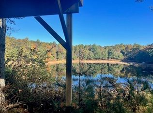 81 Gunners Exchange Rd, Plymouth, MA 02360