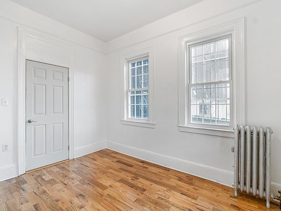 4th image of 4356 Wickham Ave