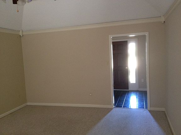 3rd image of 9005 Johnston St