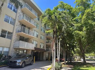1805 Sans Souci Blvd APT 333, North Miami, FL 33181