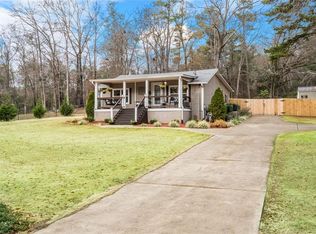 758 Holders Siding Rd, Jefferson, GA 30549