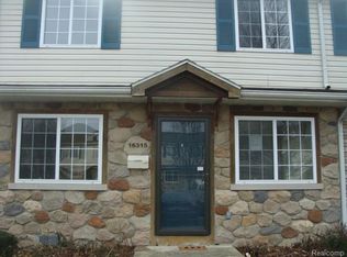 16315 Terrace Village Dr, Taylor, MI 48180
