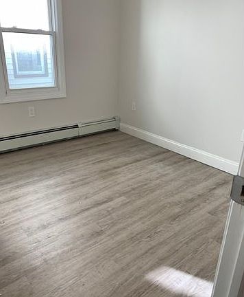3rd image of 312 Beach 89th St #A