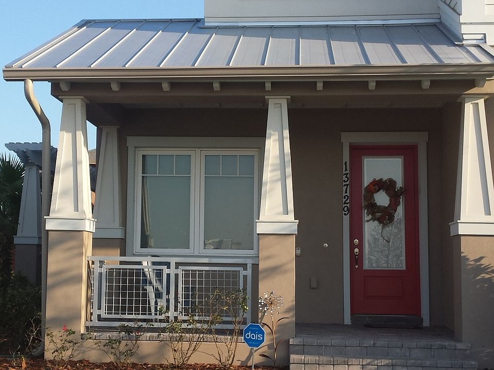 Townhouse Front View 