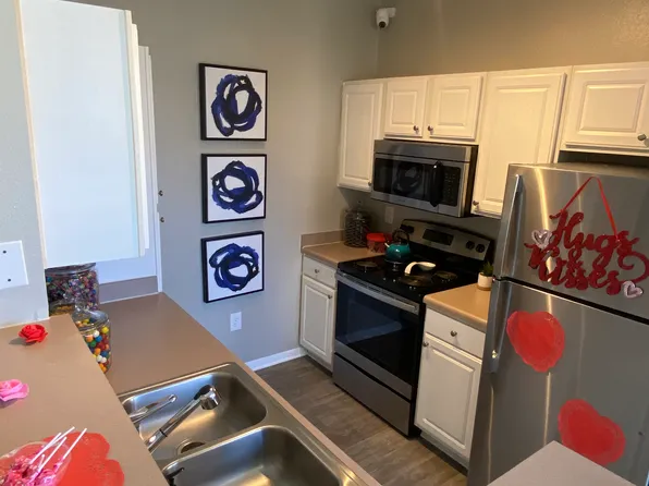 (undisclosed Address), San Marcos, TX 78666