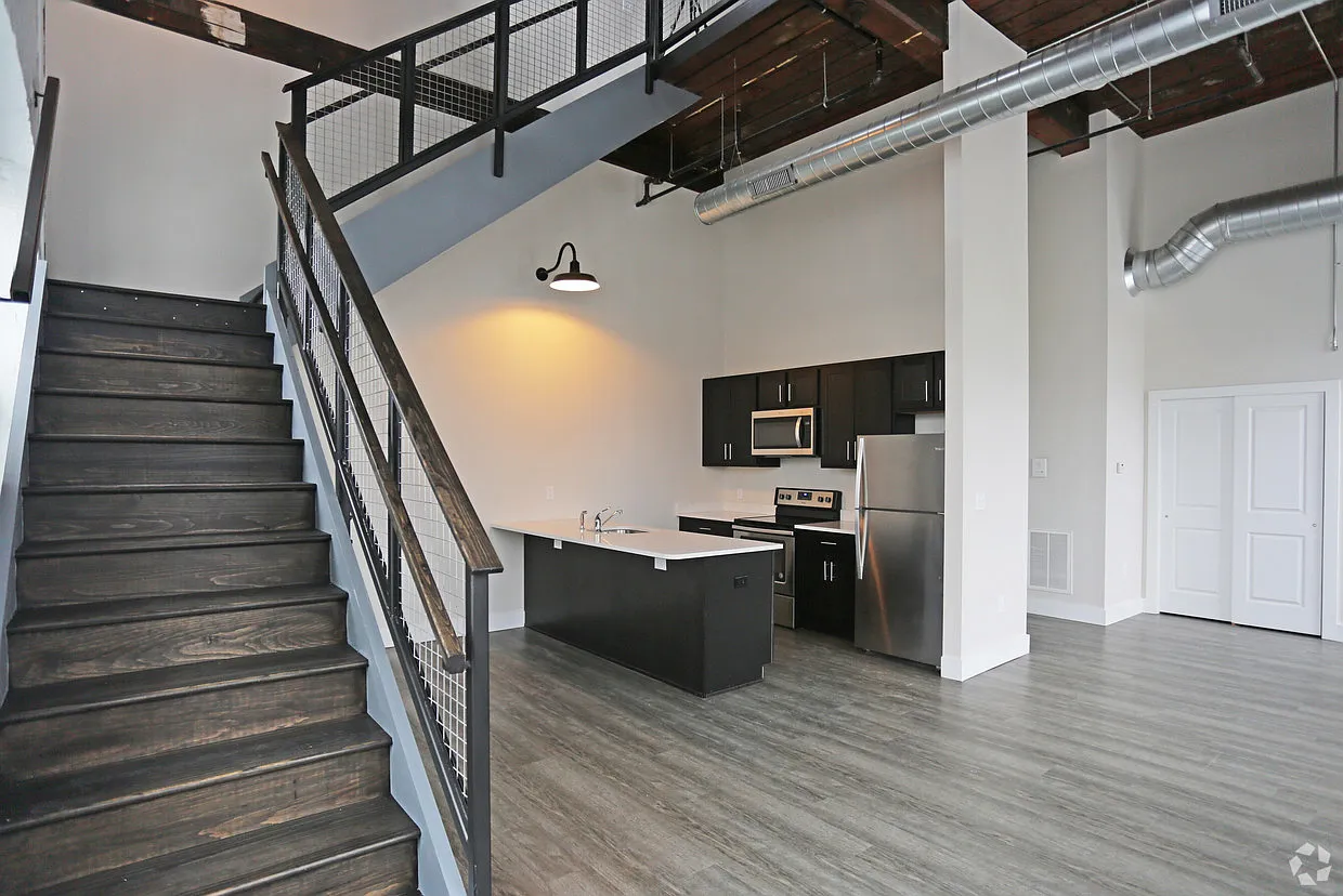 24 Amity Street - 201 — Photo 1
