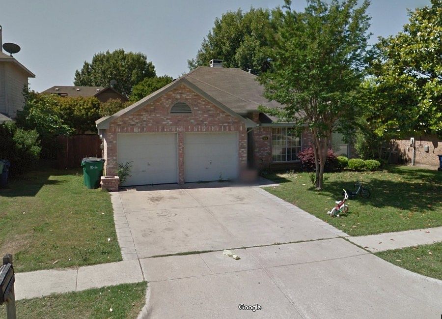 1st image of 1215 Hyde Park Dr