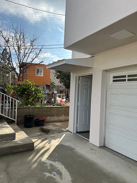 1st image of 1844 Santa Fe Ave #B