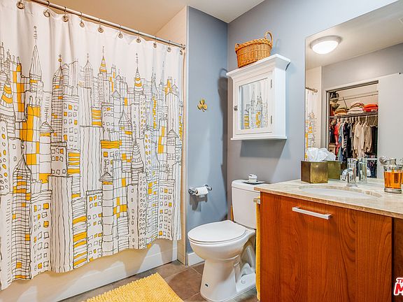 5th image of 645 W 9th St APT 604