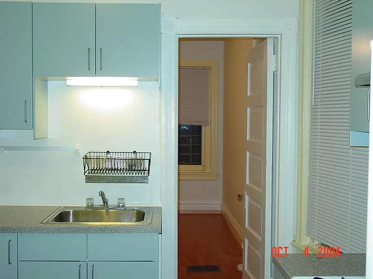 4330 Pine St #2R — Photo 25
