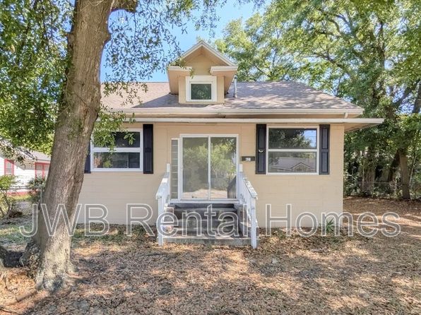 421 Golfair Blvd