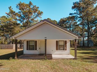 196 Easley Rd #D, Lucedale, MS 39452