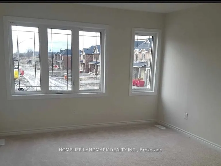 58 Palace St — Photo 2