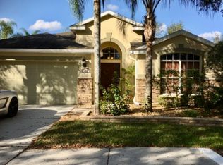 422 Down Pine Dr, Seffner, FL 33584