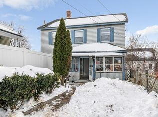 105 3rd St, Lowell, MA 01850
