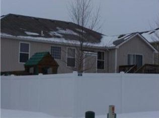 1304 SW 5th Ter, Oak Grove, MO 64075