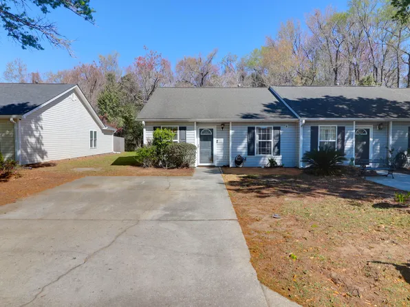 1543 Blaze Ln, Charleston, SC 29412