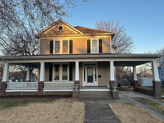 2nd image of 822 N 8th St