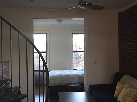 2nd image of 325 E 5th St APT 1F
