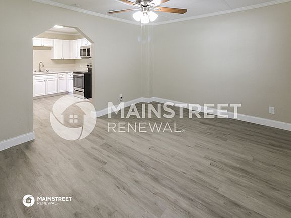 4th image of 3016 E Idlewild Ave