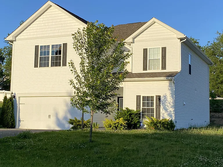 697 Rivanna Run — Photo 3