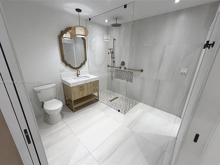 4712 SW 64th Ct — Photo 8