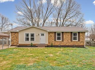 513 Yvonne Dr, Clarksville, TN 37042