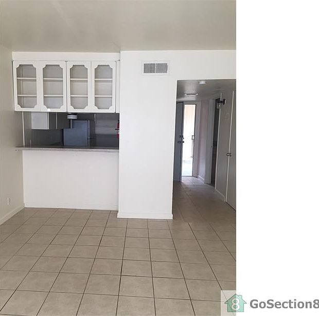 1st image of 119 Dresden Dr APT 20