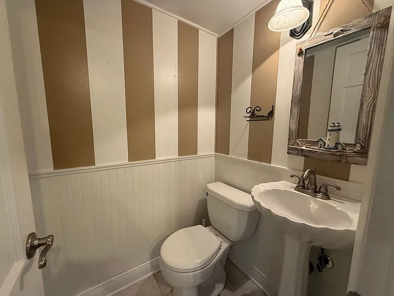 905 Poinciana Dr — Photo 6