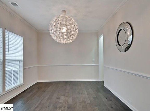 5th image of 51 Chapel Hill Ln