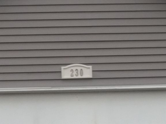4th image of 230 Longford Ct