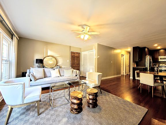 4th image of 9117 Skokie Blvd #1
