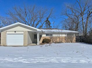 358 Wilshire St, Park Forest, IL