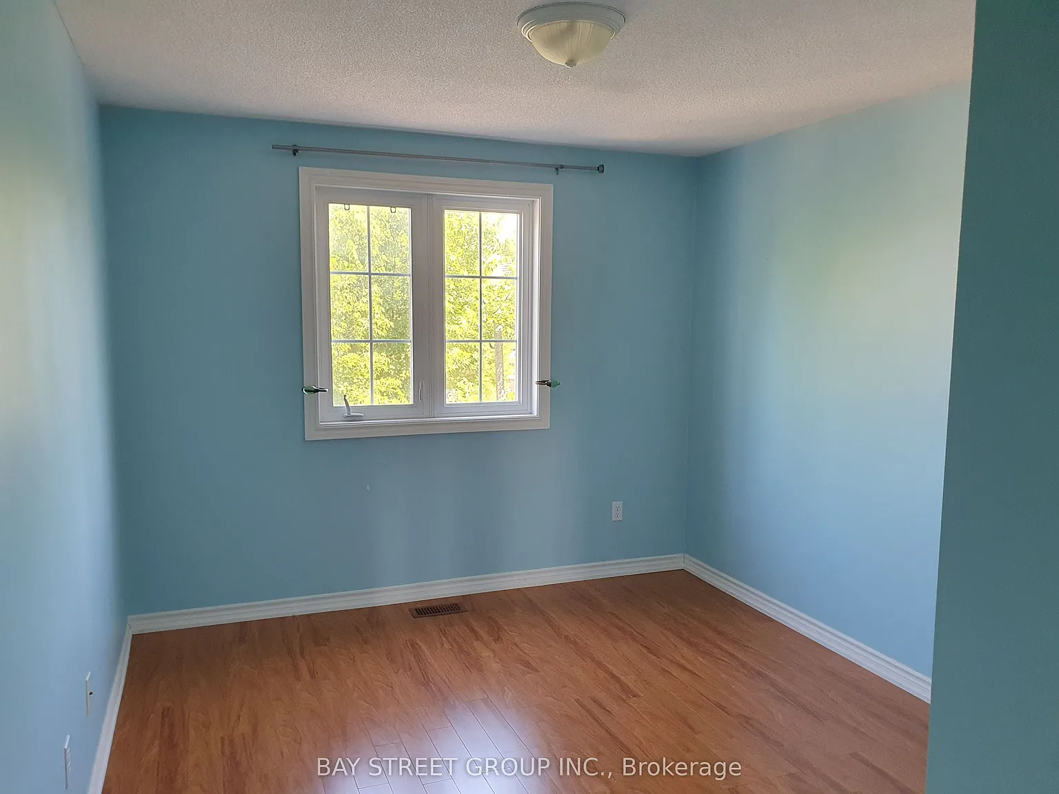 4 bed, $3,099 — Photo 4