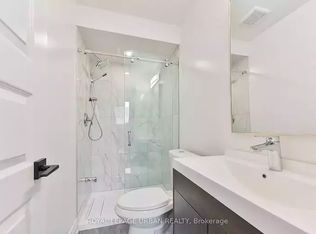 208 Woodbine Ave #1A, Toronto, ON M4L3P2