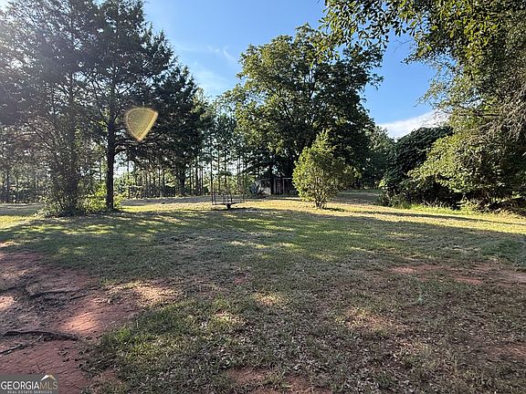 3rd image of 25 Zorn Rd
