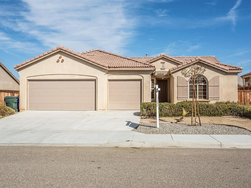 1st image of 15587 Pilot Rock Way