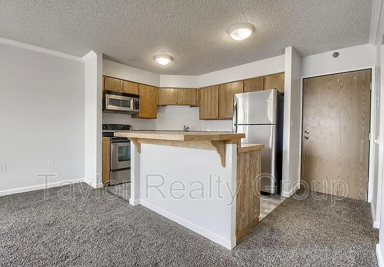 1301 Speer Blvd #308 — Photo 3