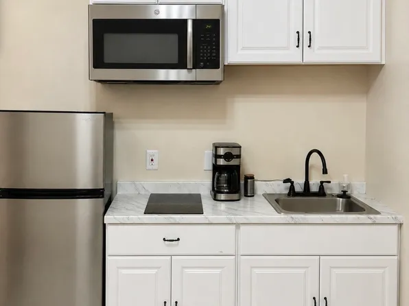 611 Rapid Falls Dr #1, Brandon, FL 33511